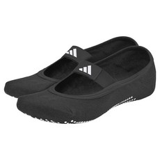 adidas 瑜珈襪