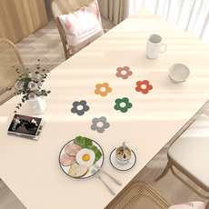喬木居家 輕奢防燙隔熱皮革桌布, 100 x 50cm, 六朵小花 米白色, 1個