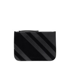 피비 파일로 스트라이프 클러치