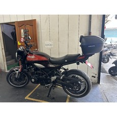 【新北新莊箱架屋】短牌架 適用 KAWASAKI Z900 後箱架 SH 45 後箱 靠背(先裝-雙重防水, 1個