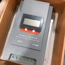 OPTI 太陽能充電控制器 MPPT 24/48V 自動偵測 SC-40MPPT 高轉換率, 1個