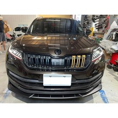 Skoda Kodiaq 競速版 消光黑 前下巴, 1個