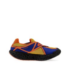 아디다스 스폰지 플럭스 크로스 디테일 스니커즈