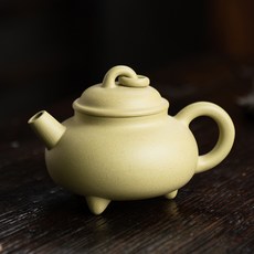 宜興紫砂壺 本山段泥三足茶壺 峻節款, 1個, 素款