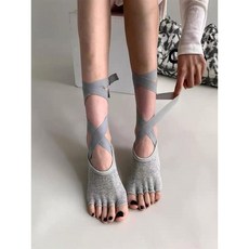 交叉綁帶五指瑜伽止滑襪 防滑穩定芭蕾舞襪 瑜伽/皮拉提斯/居家訓練適用