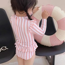 夏天海邊兒童泳衣 女童寶寶連體長袖泳裝 可愛防曬新款