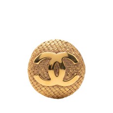 샤넬 중고 1980-1990 CC 골드 도금 라운드 우븐 코스튬 브로치