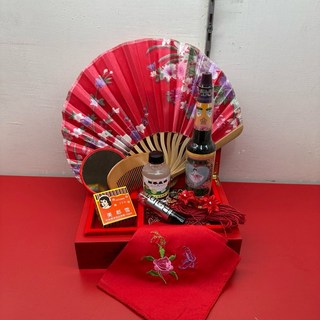百麗的店 拜媽祖/臨水夫人/土地婆等女神胭脂水粉組 (含沈丁香髮油 適用謝土/普渡), 1個