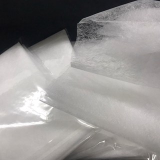 「上巧手創」布用雙面膠襯 白色 一碼價 奇異襯 蟬翼襯 拼布背章燙貼固定用 布與布的貼合, 詳見包裝