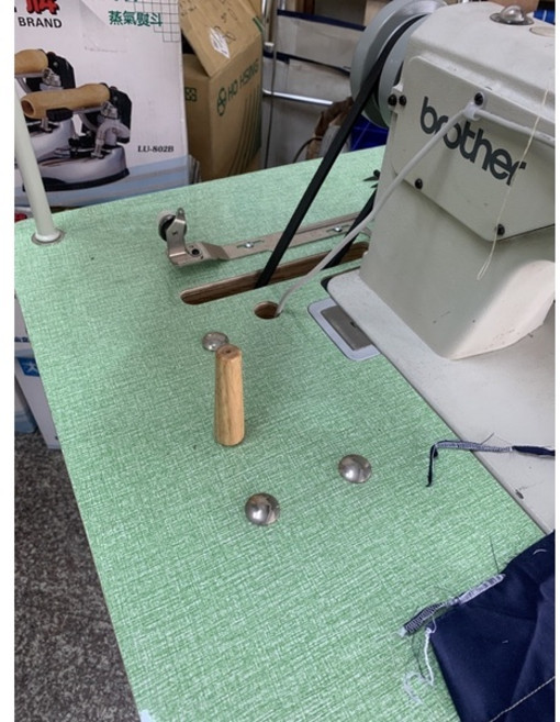 永昇縫紉 工業用縫紉機撐頭木柱 穩固耐用 減少震動 提升效率
