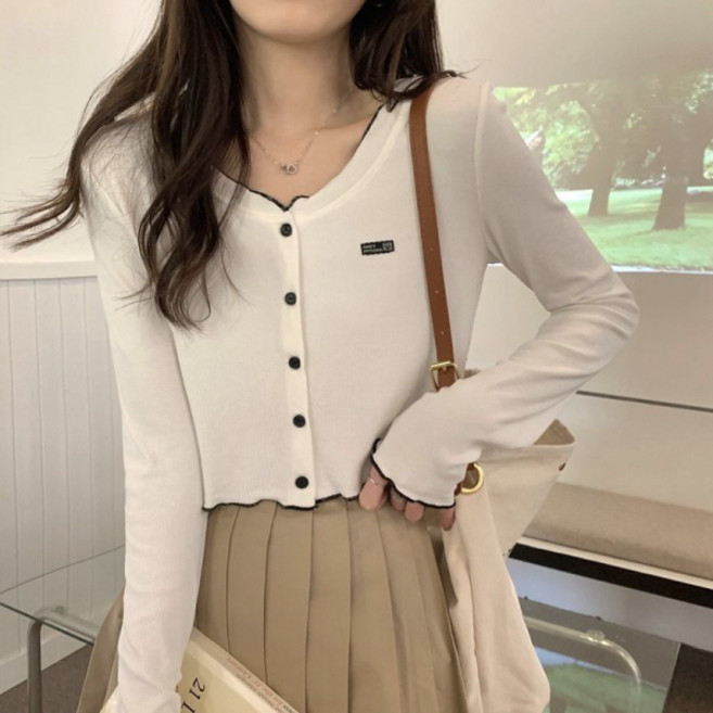 PEONIST 女款柔美版型鈕扣短版開襟衫