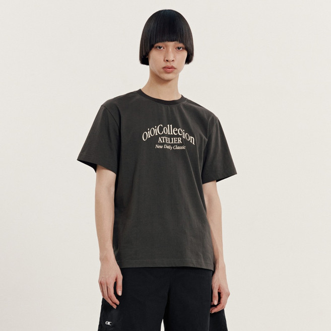 Oioicollection 男女通用 Atelier 標準版型 T恤, 深灰色