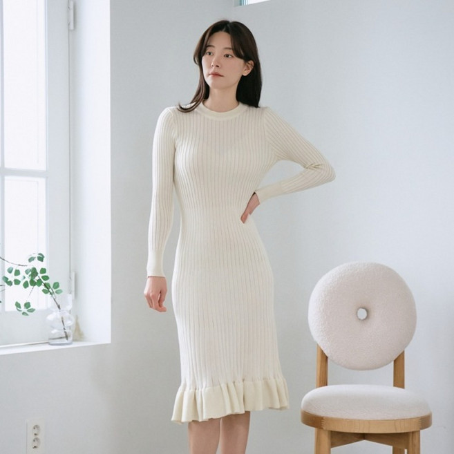Goodif 女款典雅修身羅紋喇叭連身裙, 杏色