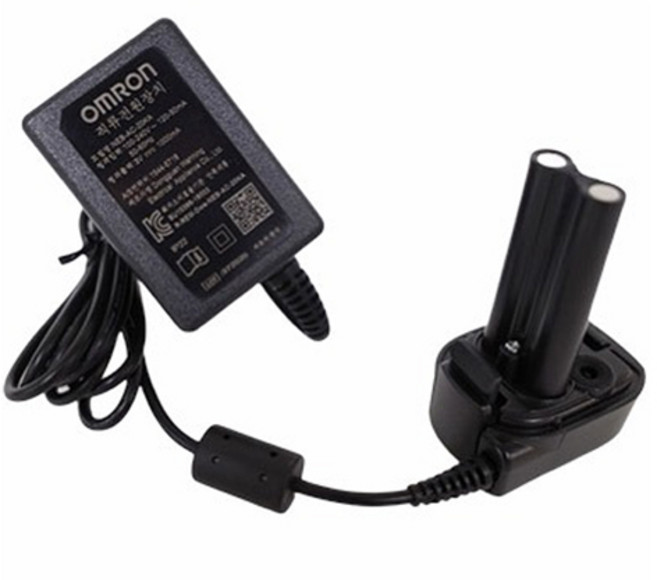 OmROn 歐姆龍 NE-U100 霧化器專用適配器 NEB-AC-10KA, 1個