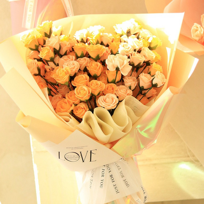 Scent Basket 人造花 Lumibloom 珍娜玫瑰 100朵 巨型香皂花束, 杏色, 1個