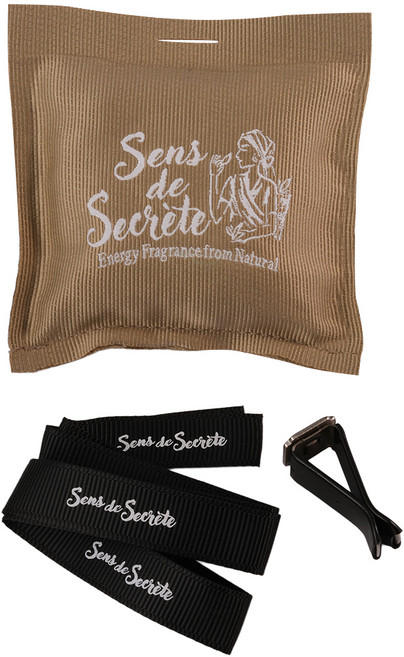 Sens de Secrete 感官莊園 空間香氛包/車載香氛包 荒漠之心 附車用磁吸支架 + 絲帶, 24g, 1個, 花香溫暖琥珀