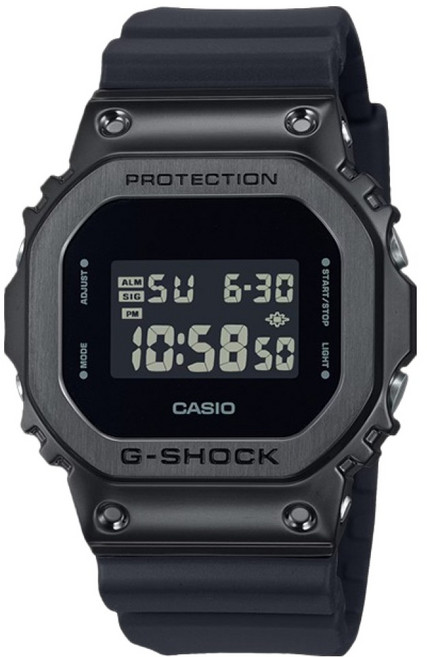 CASIO 卡西歐 G-SHOCK 方形金屬錶圈數位手錶 GM-5600UB-1
