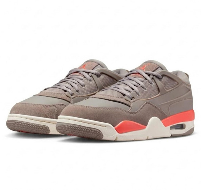 NIKE 耐吉 JORDAN 喬丹 女款 WMNS Air Jordan 4 RM 運動鞋 FQ7940-002