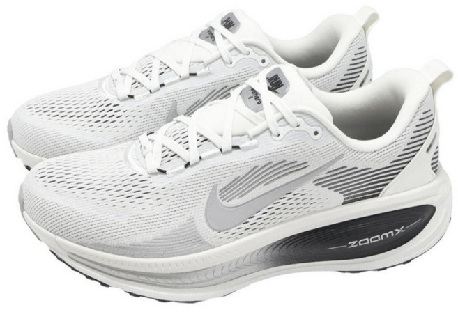 NIKE 耐吉 男款 NIKE VOMERO 18 RR 運動鞋 II7189-100