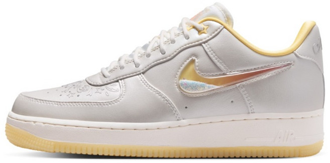 NIKE 耐吉 女款 Air Force 1 '07 休閒鞋 IR8218-118