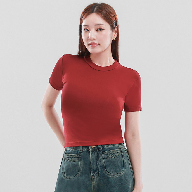 ELSSO 女款半高領彈性修身短版短袖T恤