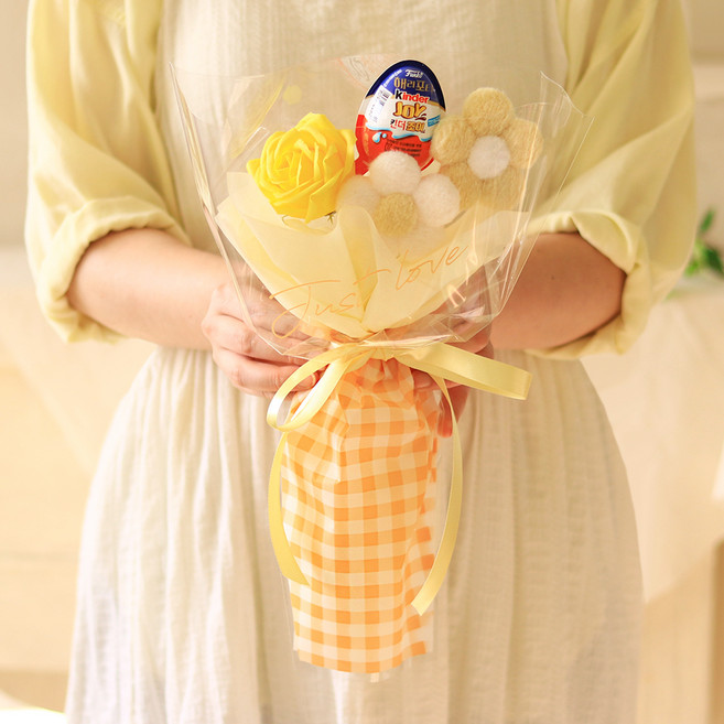 Scent Basket 格紋可愛健達奇趣蛋花束, 黃色