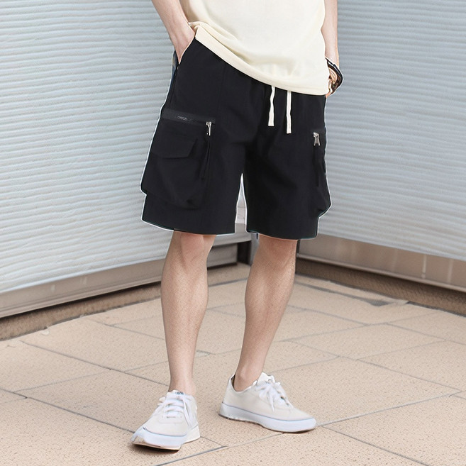 Boy2Man 男款寬鬆水洗鬆緊帶工裝短褲 NXM001