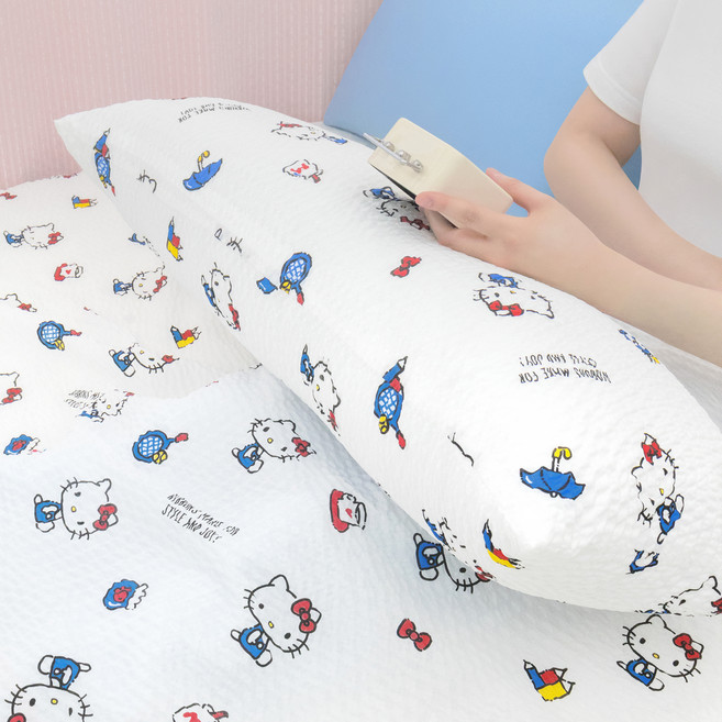 NARA HOME DECO 三麗鷗方形波紋方形身體抱枕, Hello Kitty Joy