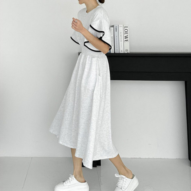 NANING9 Puwells 女款荷葉邊連身裙, 麻花白