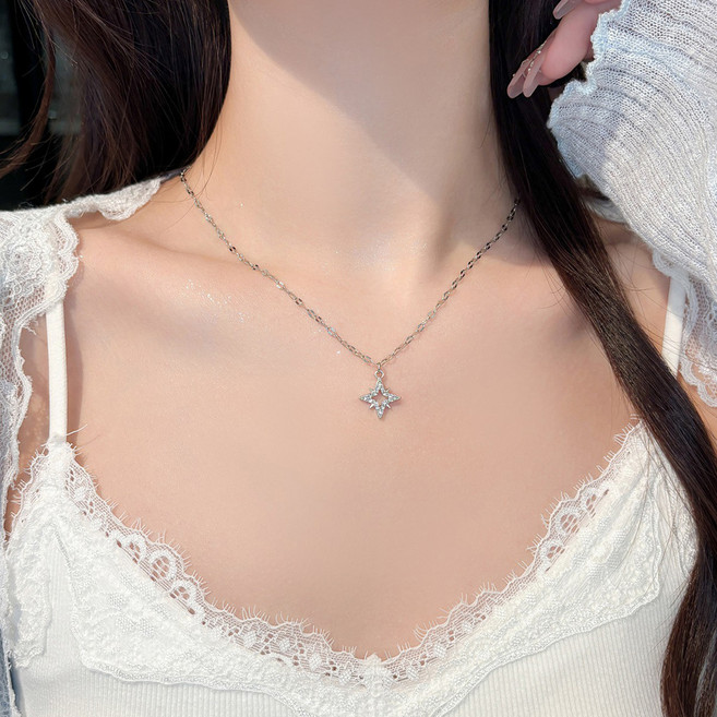 gelluna 女性星形方晶鋯石簡約垂墜項鍊 M-264