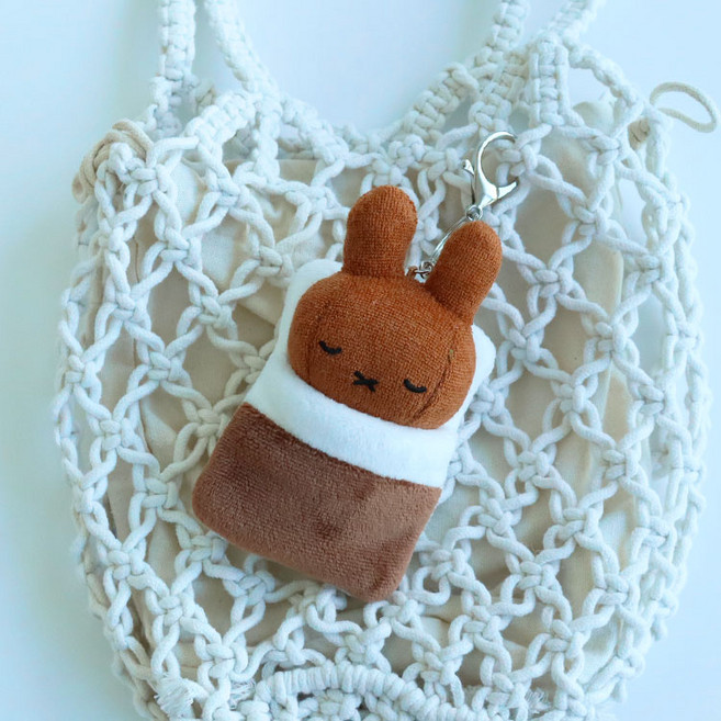 miffy 米飛 蓋被子鑰匙圈娃娃, 1個, 棕色, 10cm