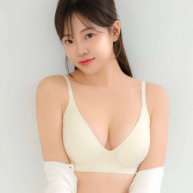 GLAMBRA 5cm豐盈側胸遮蓋無痕無鋼圈內衣