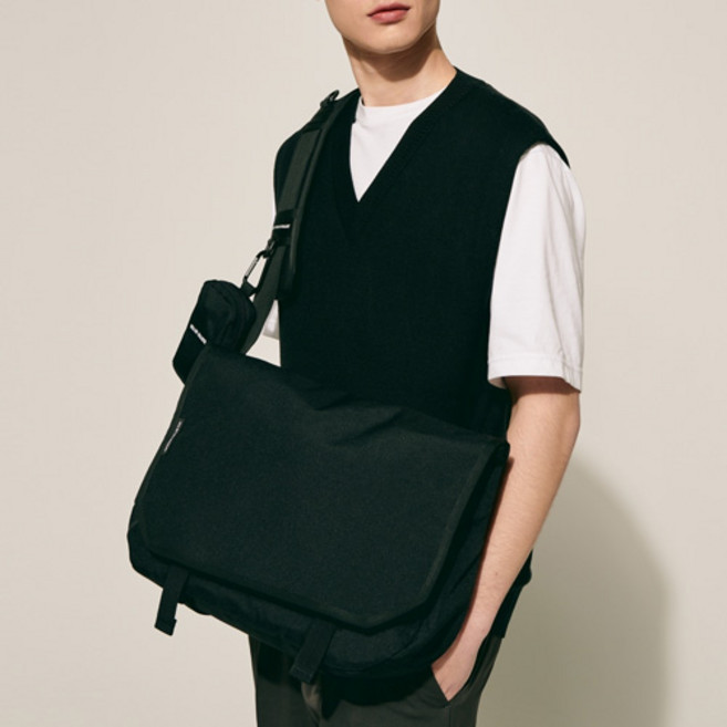 JillByJillstuart Youth 郵差包, 黑色
