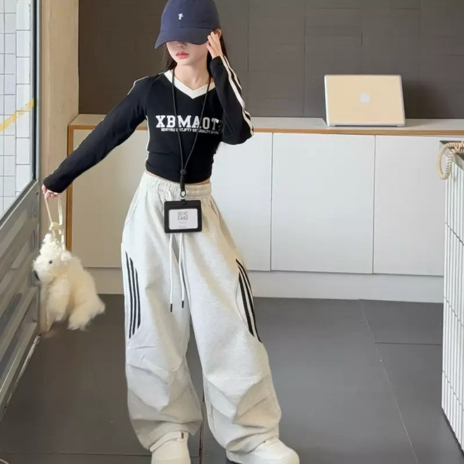Arbe Esla 上下套裝