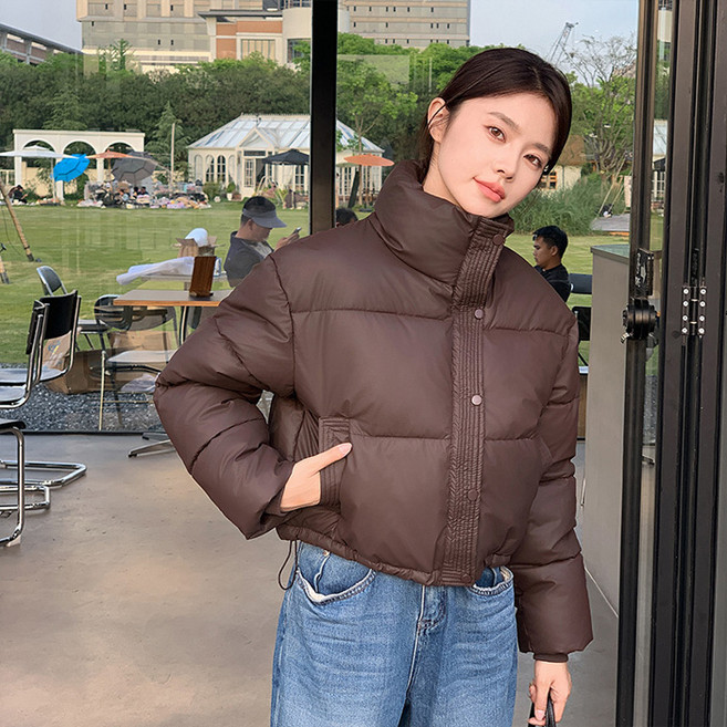 女款保暖翻領素色Elbrio短版羽絨外套