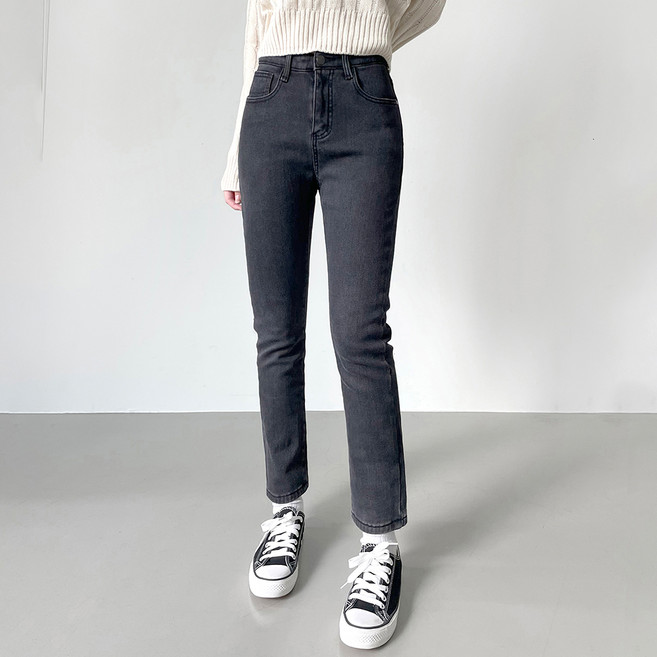 jalbba jean 女款 Roa 絨毛內刷毛修身直筒牛仔褲