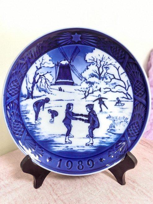 Royal Copenhagen 皇家哥本哈根 1989年冬日滑冰紀念盤, 商品主圖, 1個