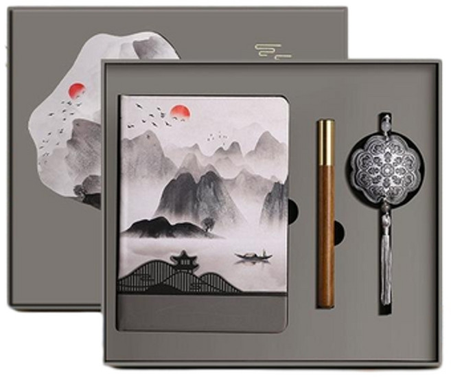 國潮古風千里江山絲綢手帳禮盒, 13020 - 灰色 - 漁舟唱晚 絲綢本 木筆 香包 團扇 配禮盒禮袋, 1個