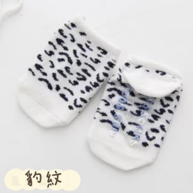 萱寶媽咪baby童裝館 限量韓版兒童隱形襪 簡約舒適船型襪子男童女童止滑襪 日系童裝小童矽膠防滑不掉跟 點膠短襪四季百搭 淺口襪薄款襪