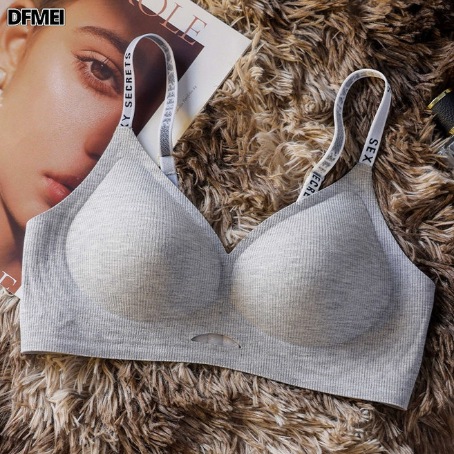 DFMEI 5517果凍膠固定杯鏤空乳膠無痕內衣女小胸聚攏透氣軟支撐舒適文胸 L【105-120斤】