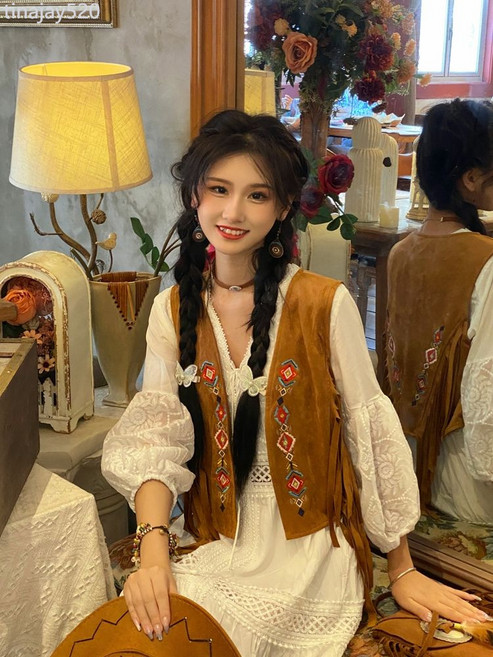 超好看 波西米亞復古流蘇刺繡馬甲外搭旅行度假穿搭短背心上衣女