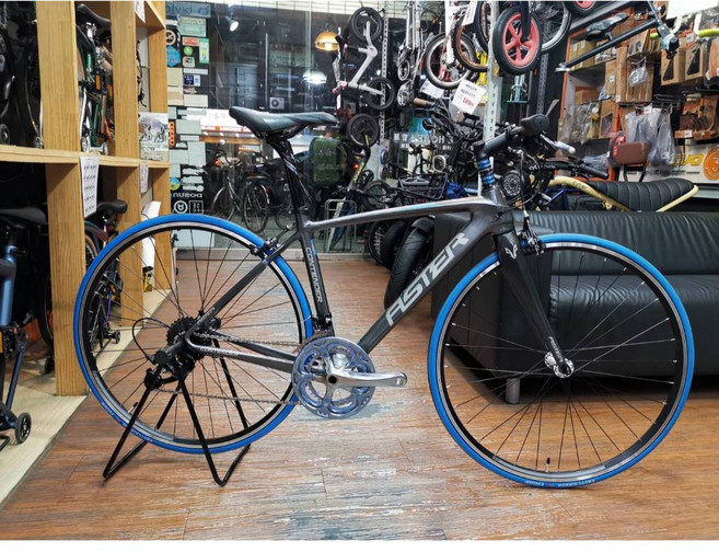 ASTER 亞仕大 CONTENDER 碳纖維 16速 公路車 (SHIMANO R7000), 亮白紅黑,M, 1個
