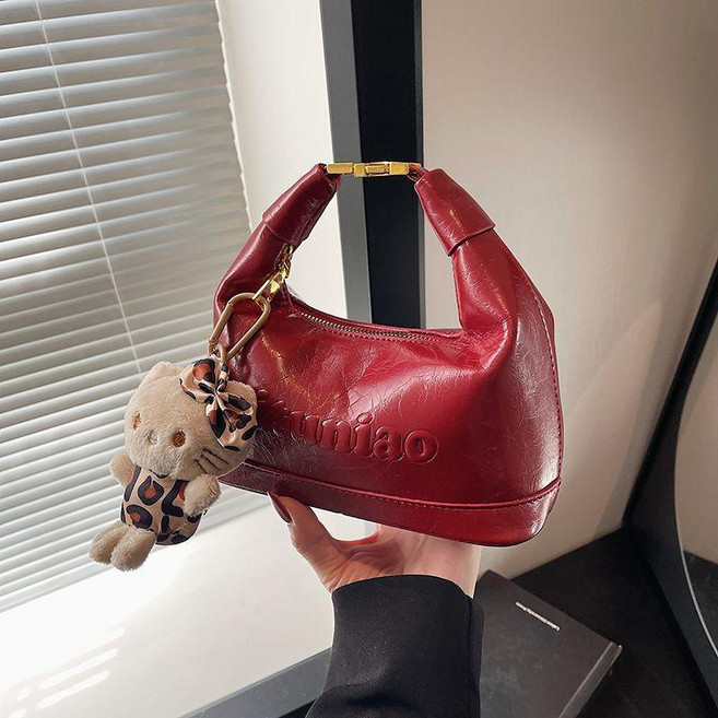 Aíúmíāo 女士復古單肩斜挎餃子包, 紅色帶掛件