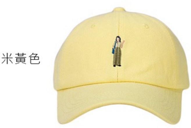 OT SHOP 人物刺繡棒球帽 棉質素色設計 米黃色 56公分