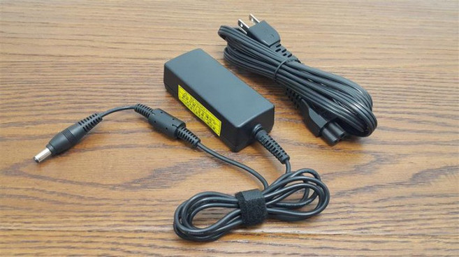 副廠 45W 變壓器 P50 P50t P55 P55t P70 P70-A P800 P840t TOSHIBA, 1個