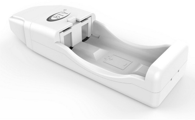 全智能USB充電電池充電器 充飽自動斷電 燈號指示, 1個, 智能USB充電器 (無 充電電池)