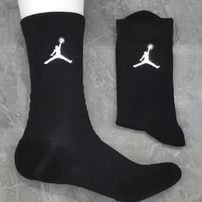 Jordan 男款毛巾底訓練籃球襪, 中筒黑色, 1個