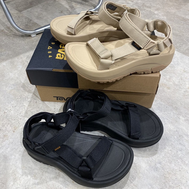 TEVA 女 Hurricane XLT2 Ampsole 機能運動中厚底涼鞋, 奶茶, 220mm
