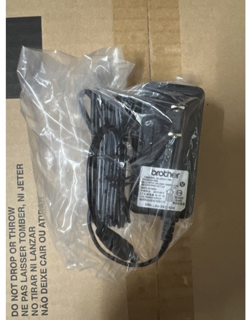 brother AD24變壓器 適用於 Brother PT-D200LB/PT-D200SN/PT-D200RK, 1個, AD24