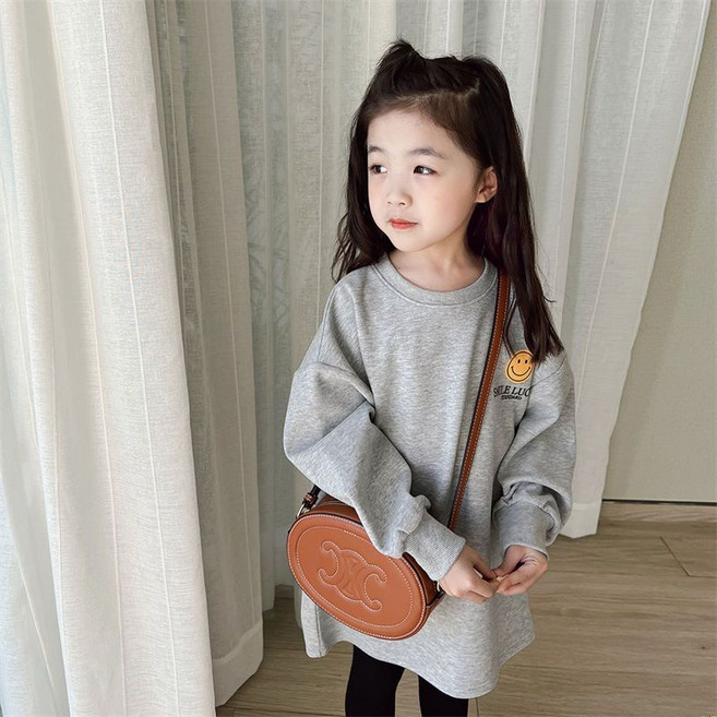 韓系女童笑脸连衣裙2023春装新款韩版时尚洋气宝宝上衣T恤休闲打底衫 女童長袖洋裝 女童連衣裙